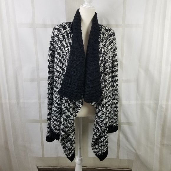 Ann Taylor Sweaters - 3 / $15 Ann Taylor Loft Cardigan